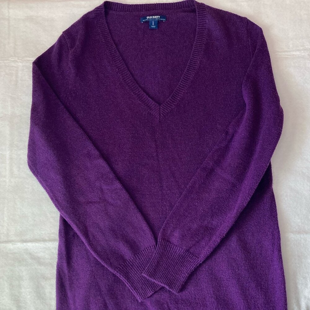 Old Navy Sweater